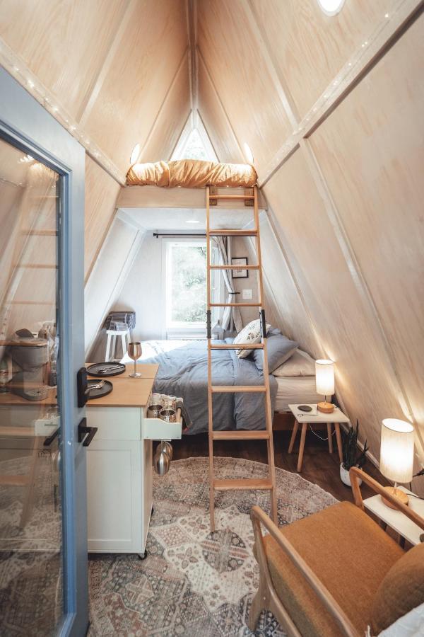 Blue Brambler Glamping A-Frame Apartman Rockbridge Kültér fotó