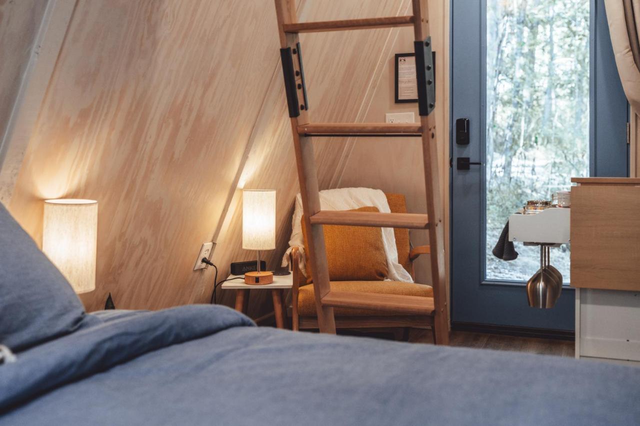 Blue Brambler Glamping A-Frame Apartman Rockbridge Kültér fotó